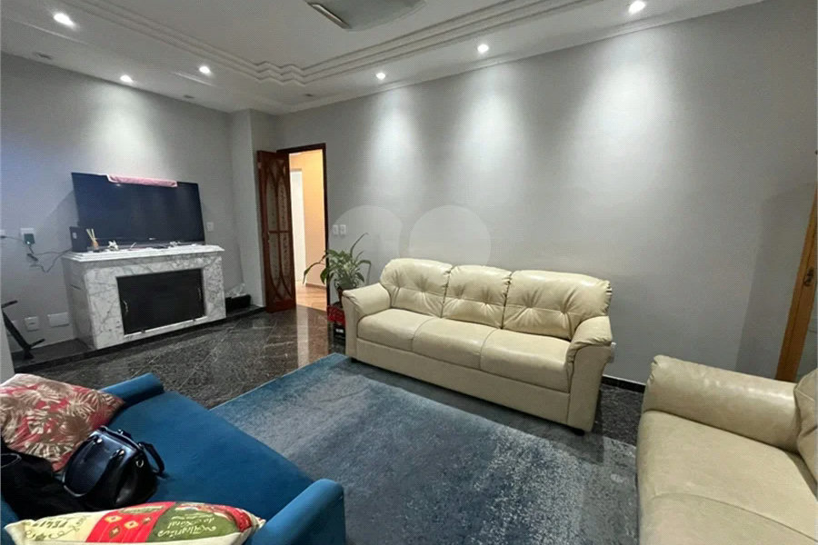 Apartamento Garden com 195 m² de Área Útil, 3 Dormitórios e 2 Vagas