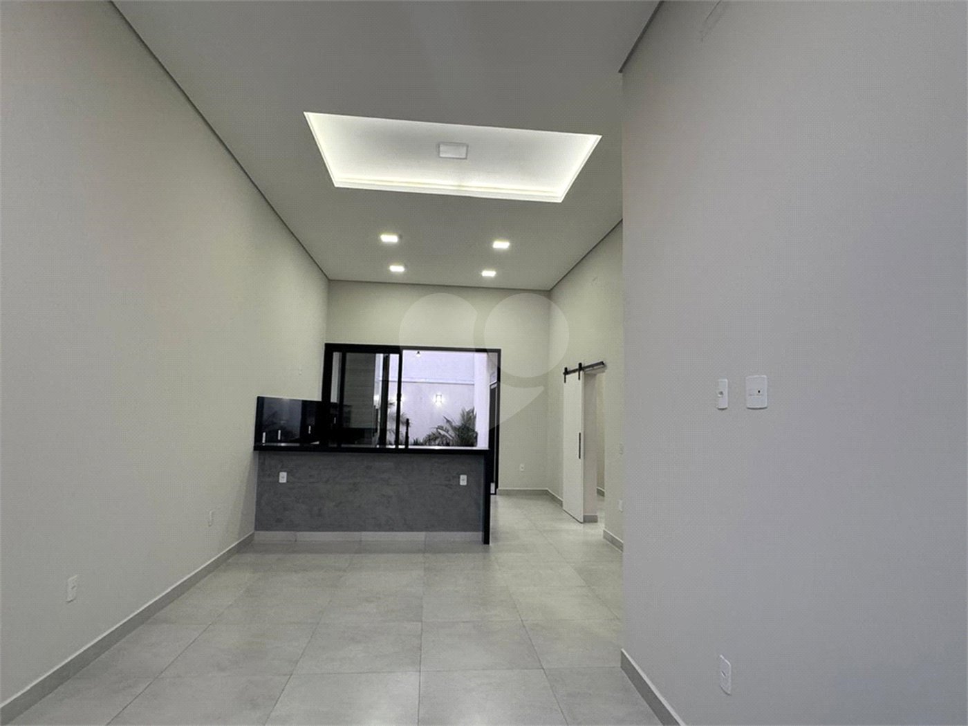 Casa à venda com 3 quartos, sendo 2 suítes,  no condomínio Jardim Golden Park Residencial, Sorocaba - SP
