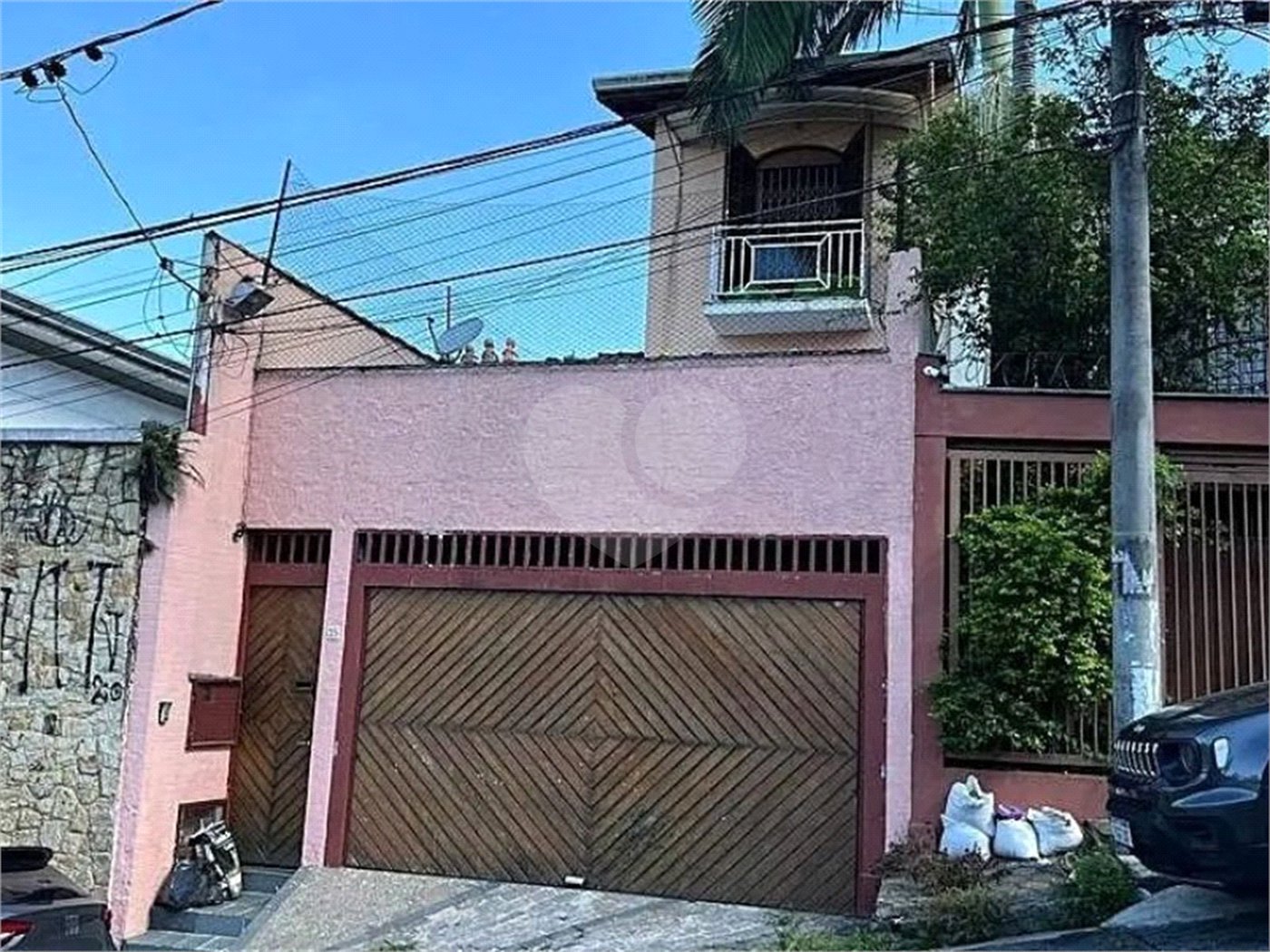 Sobrado à venda com 3 quartos, sendo 1 suíte,  em Parque Ipê, São Paulo, SP