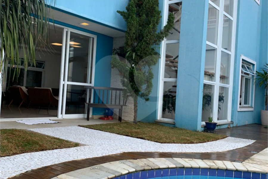 Casa à venda com 4 suítes em Santana, São Paulo, SP