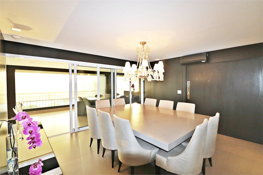Apartamento à venda com 3 suítes em Santana, São Paulo, SP