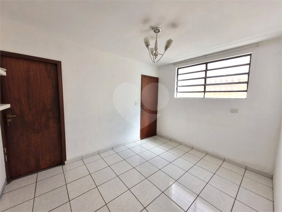 Sobrado à venda com 3 quartos, sendo 1 suíte,  em Jardim Ester Yolanda, São Paulo, SP