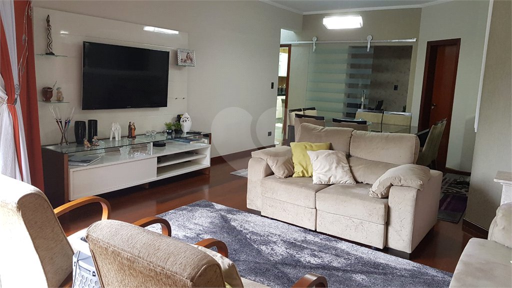 Apartamento à venda com 3 suítes em Horto Florestal, São Paulo, SP