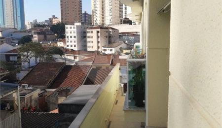 Casa à venda com 2 suítes no condomínio Residencial Poncet, São Paulo - SP