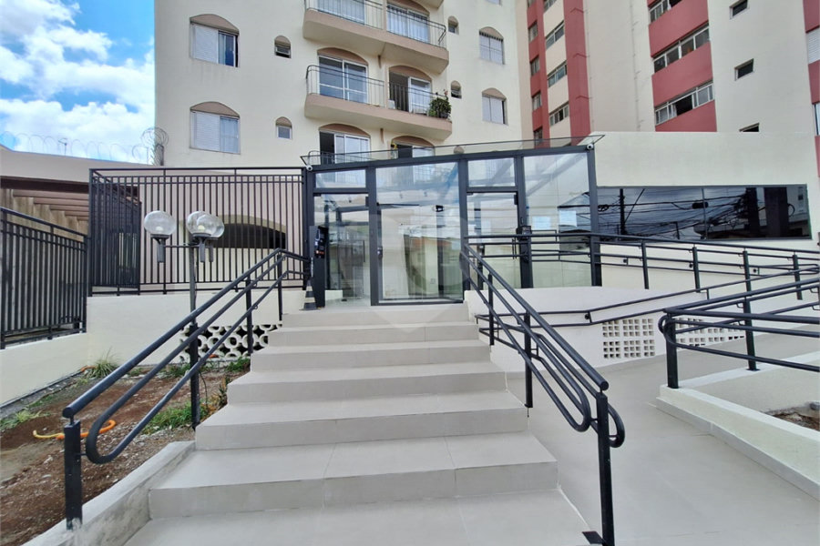 Apartamento à venda com 3 quartos em Vila Nivi, São Paulo, SP