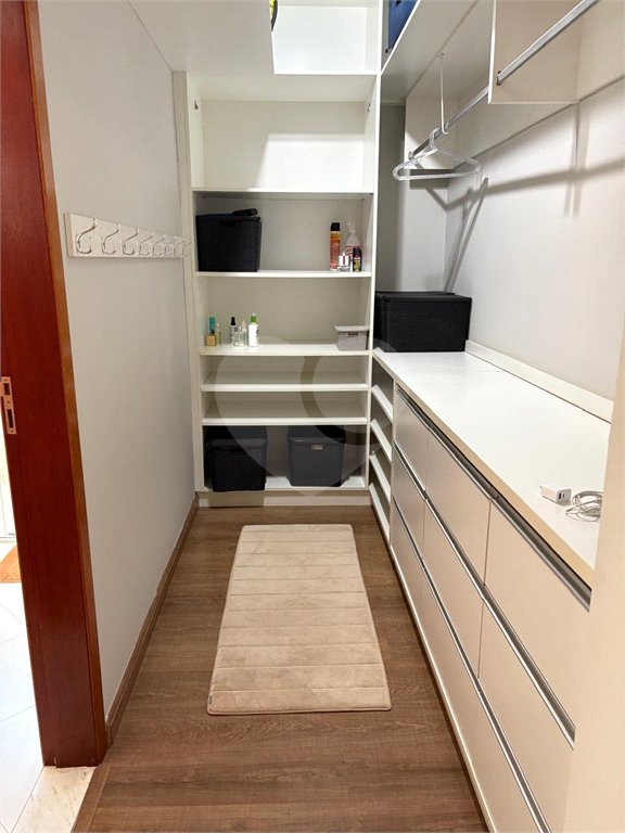 Casa à venda com 4 quartos, sendo 1 suíte, no condomínio Lagos D Icaraí, Salto - SP