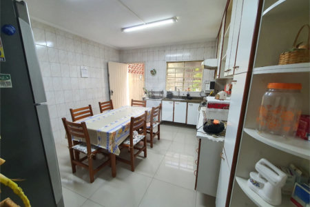 Sobrado à venda com 2 quartos em Vila Paulicéia, São Paulo, SP