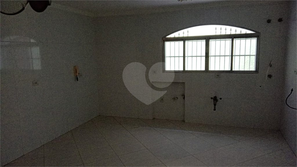 Sobrado à venda com 4 quartos, sendo 1 suíte, em Vila Rosália, Guarulhos, SP