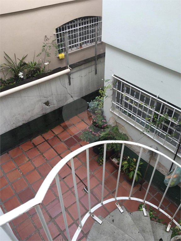 Sobrado à venda com 4 quartos, sendo 2 suítes, em Parada Inglesa, São Paulo, SP