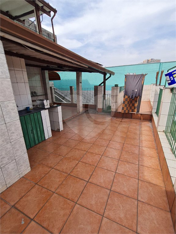 Casa à venda com 6 quartos em Vila dos Remédios, São Paulo, SP