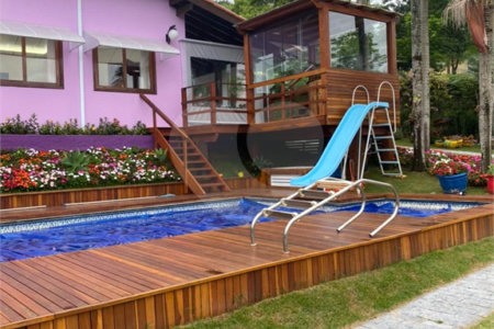 Casa à venda com 7 suítes no condomínio Capela do Barreiro, Itatiba - SP