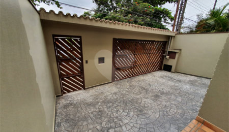 Sobrado à venda com 3 quartos, sendo 1 suíte,  em Brooklin, São Paulo, SP