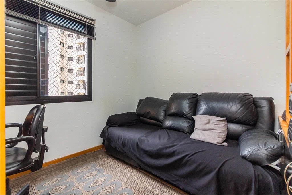 Apartamento à venda com 4 quartos, sendo 3 suítes, em Alto da Lapa, São Paulo, SP