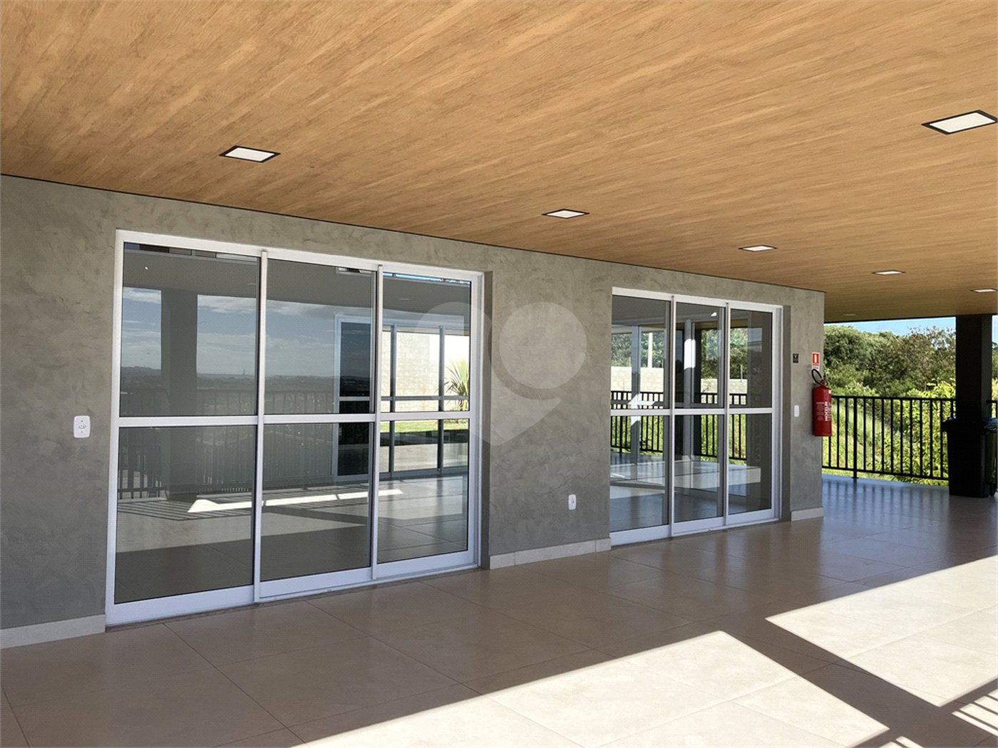Casa à venda com 3 quartos, sendo 1 suíte,  no condomínio Residencial Vila Amarone, Sorocaba - SP