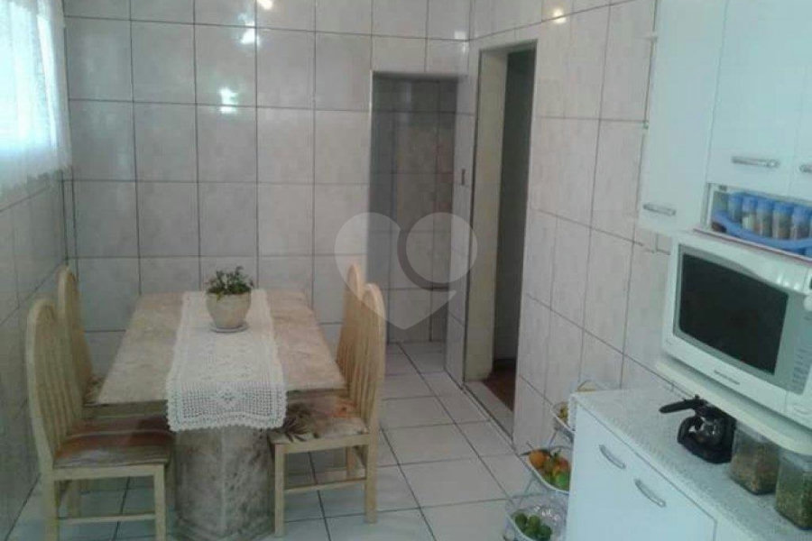 Casa Térrea à venda com 4 quartos em Vila Mazzei, São Paulo, SP