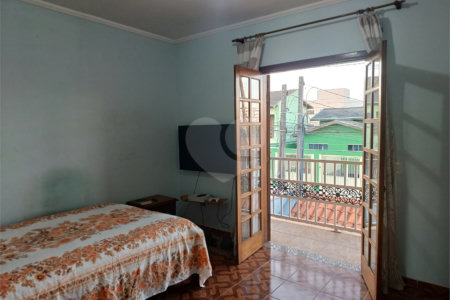 Sobrado à venda com 3 quartos, sendo 1 suíte, em Jardim Regina, Indaiatuba, SP