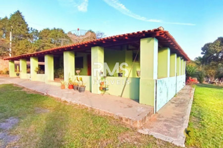 Chácara à venda com 4 quartos, sendo 2 suítes,  em Chácara Sete Quedas, Itu, SP