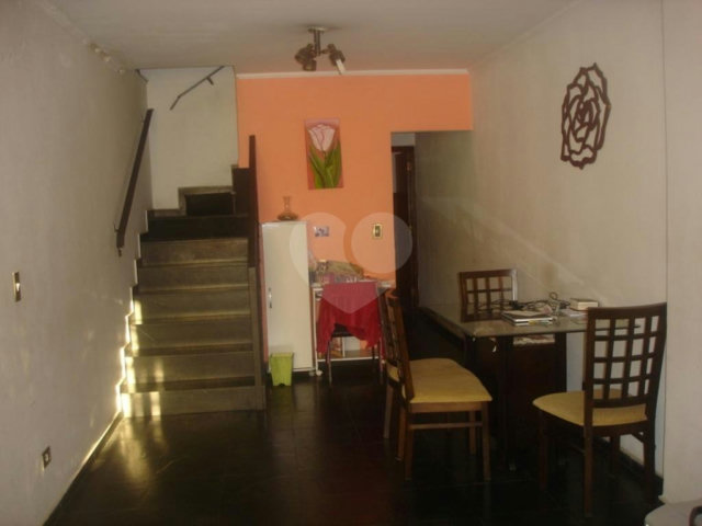 Sobrado à venda com 3 quartos, sendo 1 suíte,  em Vila Guilherme, São Paulo, SP