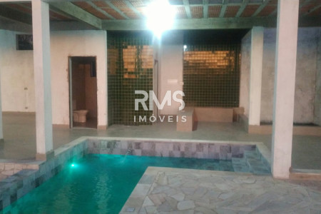 Casa à venda ou para alugar com 3 quartos, sendo 1 suíte,  no condomínio Terras de Mont Serrat, Salto - SP
