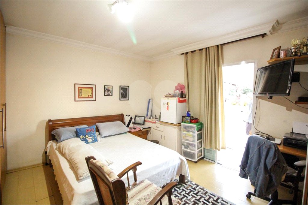Casa à venda com 5 quartos, sendo 3 suítes, em Vila Paulicéia, São Paulo, SP
