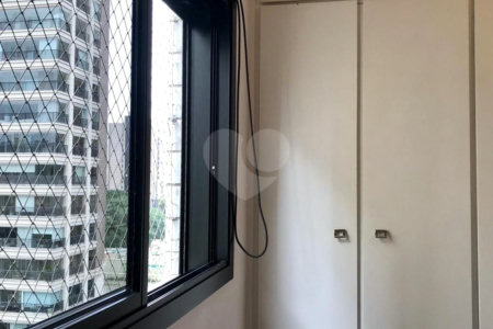 Apartamento à venda com 3 suítes em Vila Mariana, São Paulo, SP