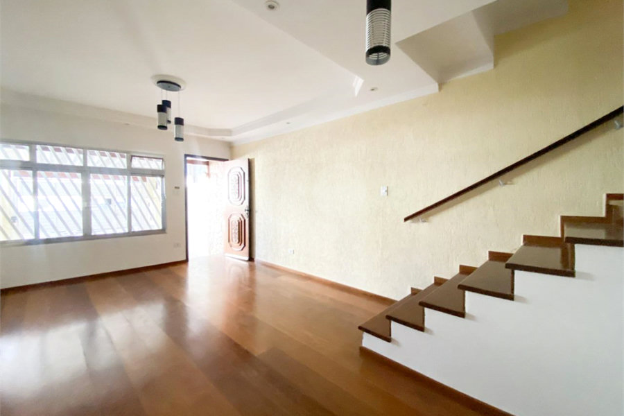 Casa para venda ou locação no Jardim França com 2 suítes