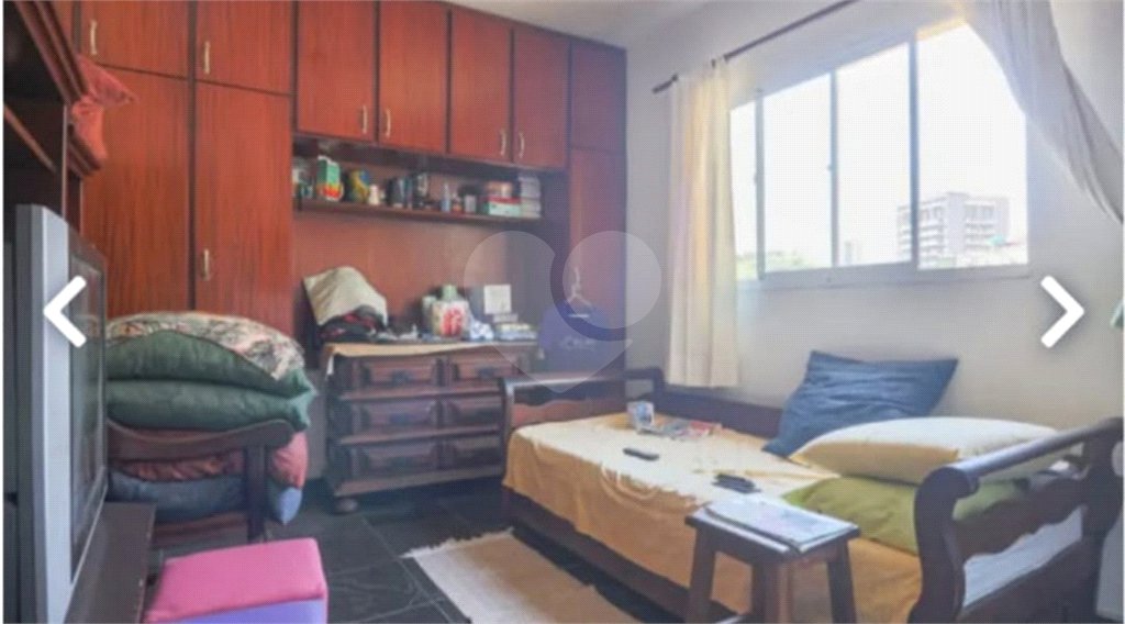 SOBRADO 3 DORMITÓRIOS (1 SUÍTE) E 3 VAGAS DE GARAGEM PARA VENDA - BOSQUE DA SAÚDE