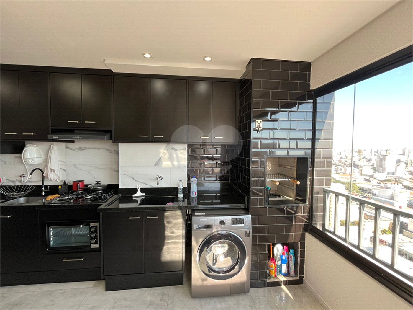 Apartamento no Brás repleto de lazer com 50 m² com 2 dormitórios e 1 vaga, Estuda Permuta