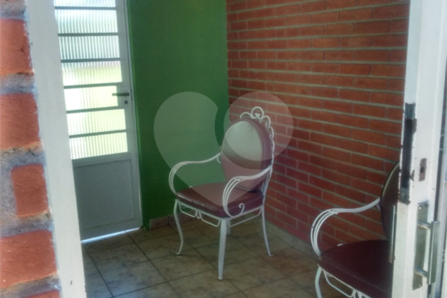 Sobrado à venda com 3 quartos em Horto, São Paulo, SP