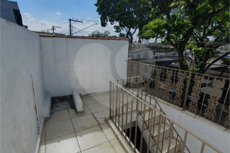 Sobrado à venda ou para alugar com 2 quartos em Vila Marieta, São Paulo, SP