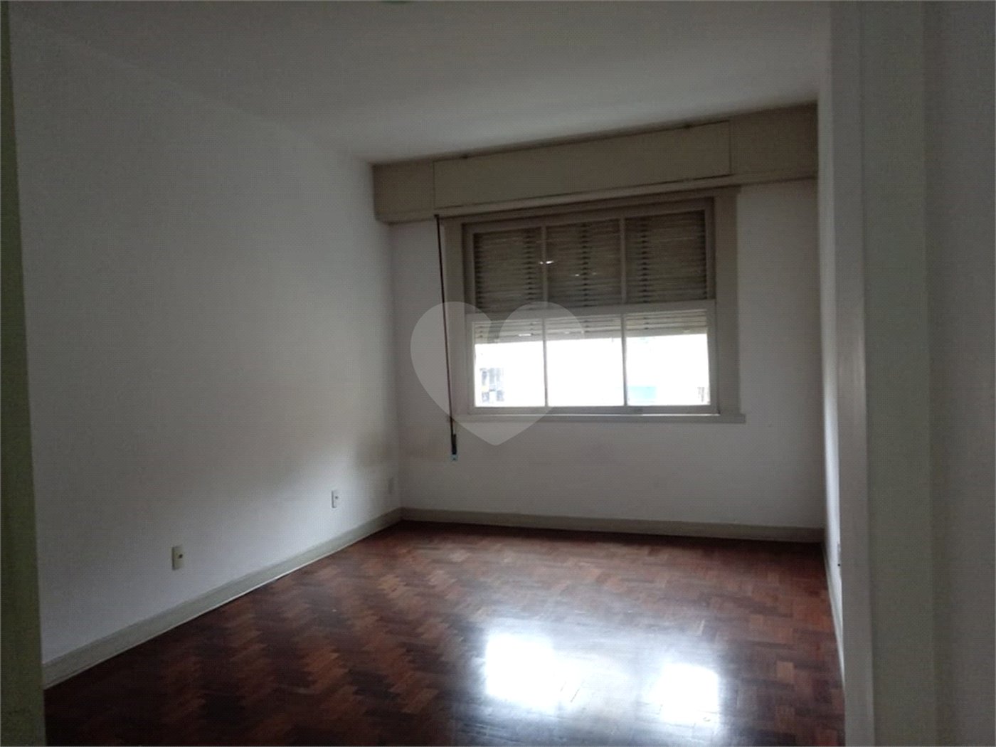 Apartamento à venda com 2 quartos, sendo 1 suíte, em República, São Paulo, SP