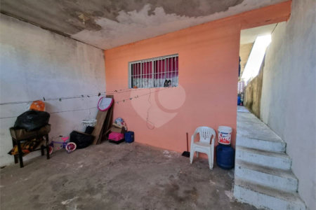 Casa à venda com 1 quarto em Jardim Varan, Suzano, SP
