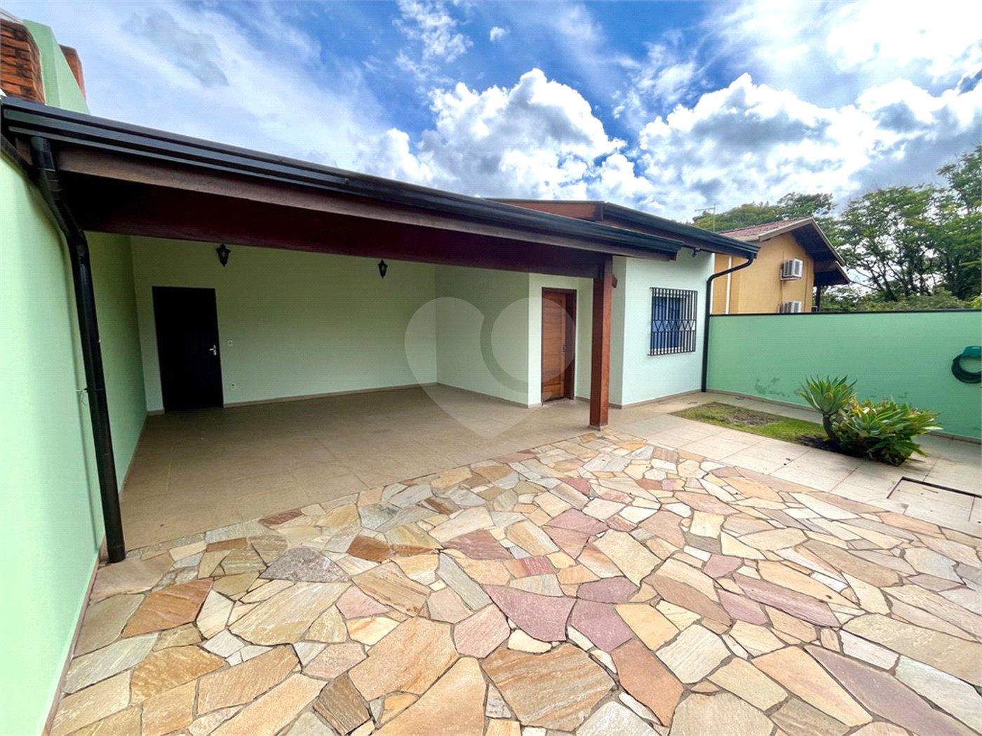 Casa Térrea à venda com 3 quartos, sendo 1 suíte,  em Cidade Universitária, Campinas, SP