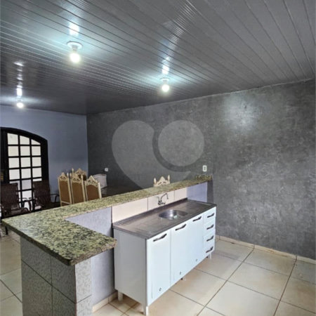 Casa à venda com 3 quartos, sendo 1 suíte, no Centro, Ponta Porã, MS