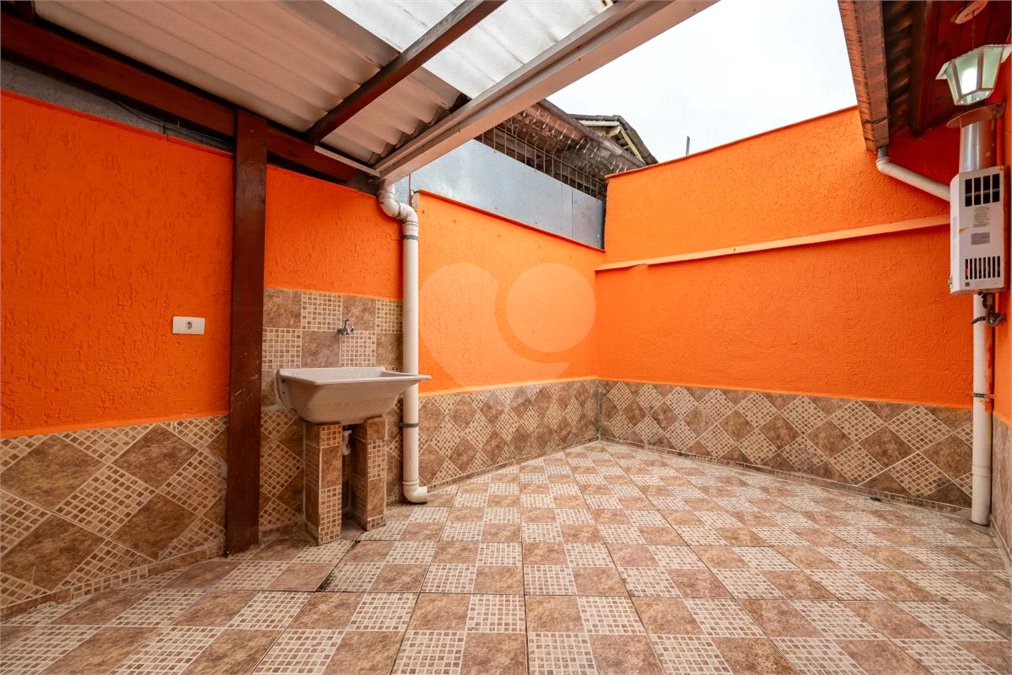 Casa à venda com 2 quartos em Conjunto Residencial Jardim Canaã, São Paulo, SP