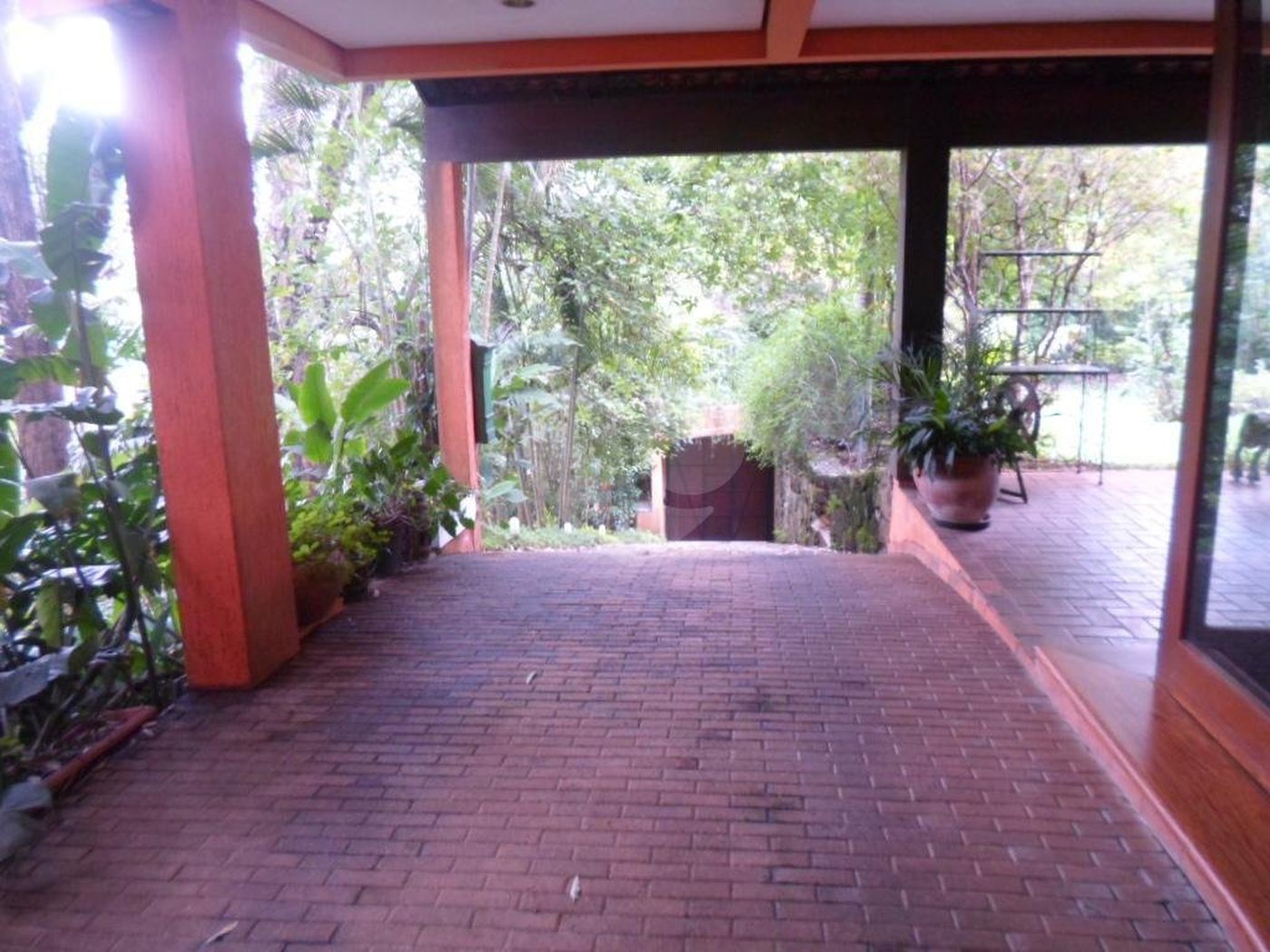 Sobrado à venda com 5 quartos, sendo 3 suítes, em Fazenda Morumbi, São Paulo, SP