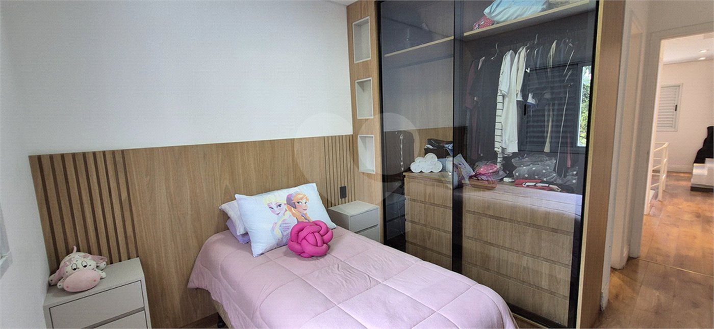 Casa à venda com 4 quartos, sendo 2 suítes,  no condomínio Aromaz, São Bernardo do Campo - SP
