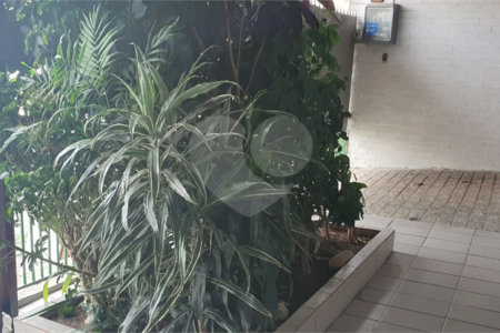 Casa Térrea à venda com 3 quartos em Vila Mazzei, São Paulo, SP