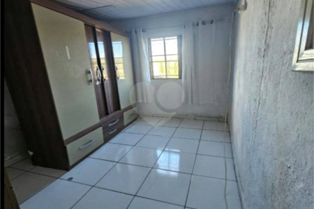 Casa à venda com 3 quartos em Jardim Villaça, São Roque, SP