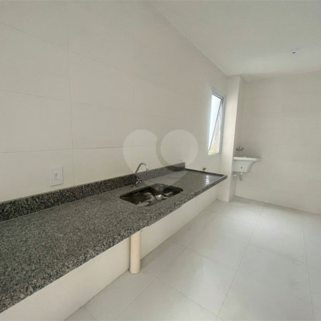 Casa à venda com 2 quartos no condomínio Severa, São Paulo - SP