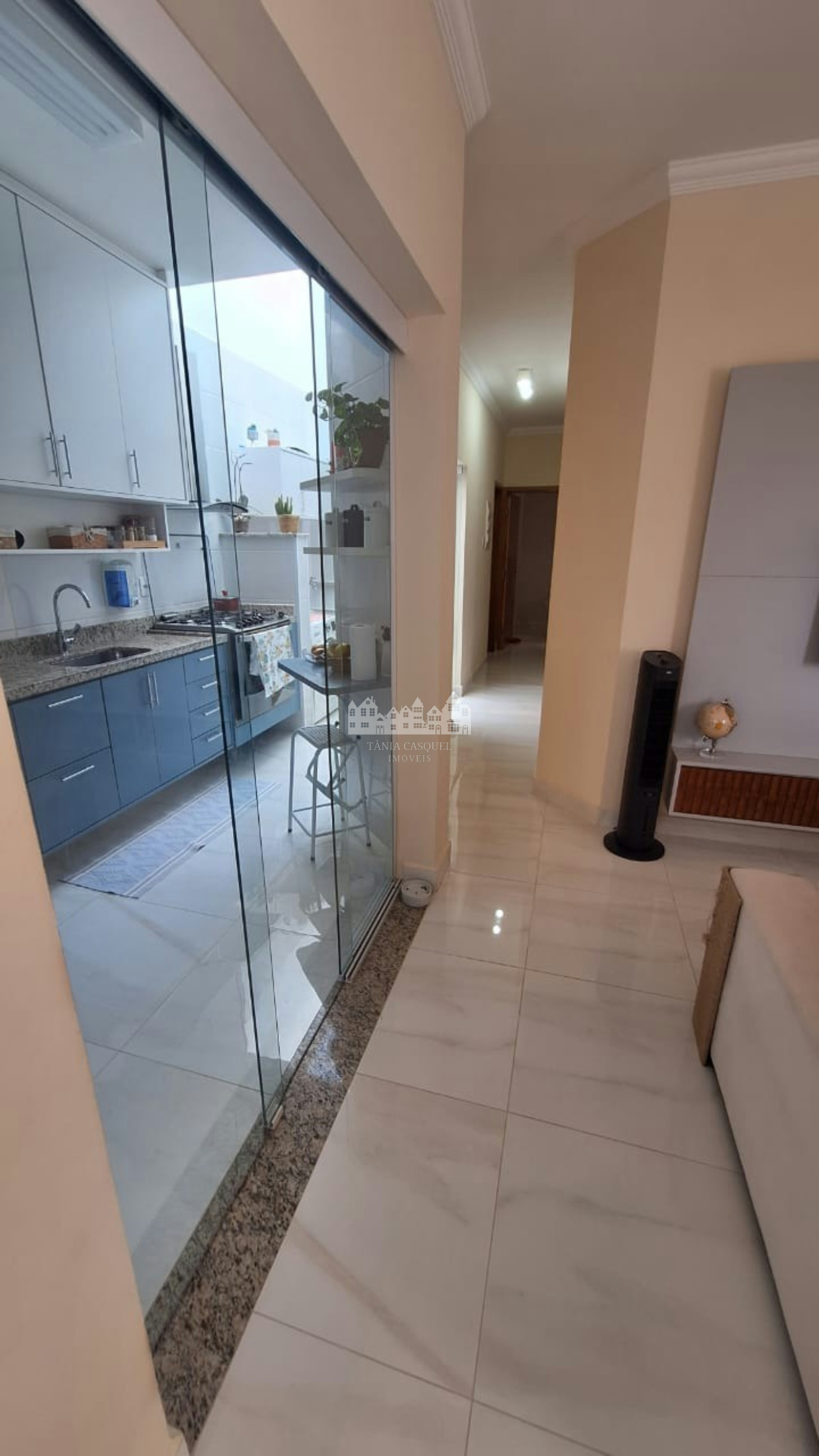 Casa à venda com 3 quartos, sendo 1 suíte, em Residencial Jardins da Catalunha, Atibaia, SP