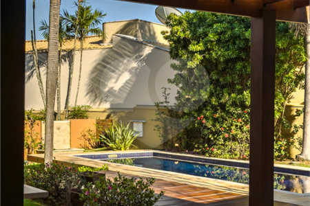 Casa à venda com 4 suítes no condomínio Villa Borghese, Indaiatuba - SP