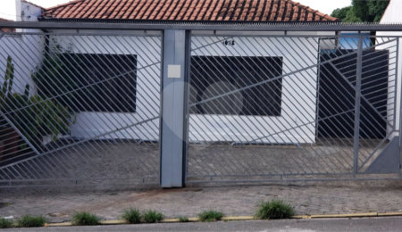 Casa à venda com 2 quartos, sendo 1 suíte,  em Vila Mariana, São Paulo, SP