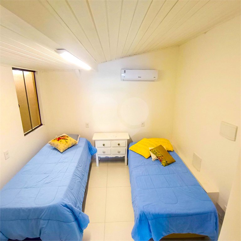 Casa à venda com 5 quartos, sendo 4 suítes, em Manguinhos, Armação dos Búzios, RJ