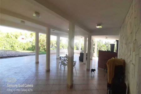 Casa à venda com 4 suítes no condomínio Residencial Vale das Laranjeiras, Indaiatuba - SP