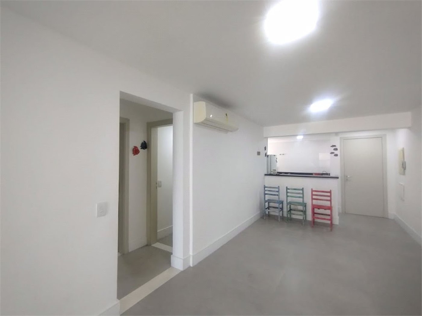 Apartamento Residencial à venda, Jardim Astúrias, Guarujá - AP0683.