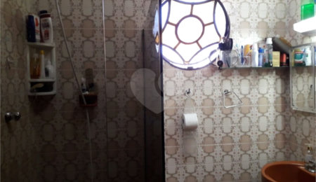 Casa à venda com 4 quartos, sendo 1 suíte, em Água Fria, São Paulo, SP