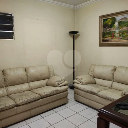 SOBRADO COMERCIAL PARA LOCAÇÃO NO RUDGE RAMOS | 197 m²