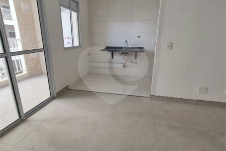 Apartamento à venda com 2 quartos, sendo 1 suíte, em Jardim Santo Antônio, Valinhos, SP
