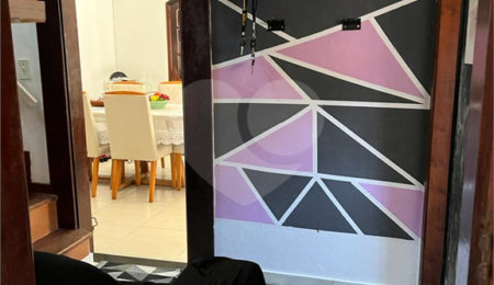 Casa à venda com 2 quartos, sendo 1 suíte,  no Centro, Bertioga, SP